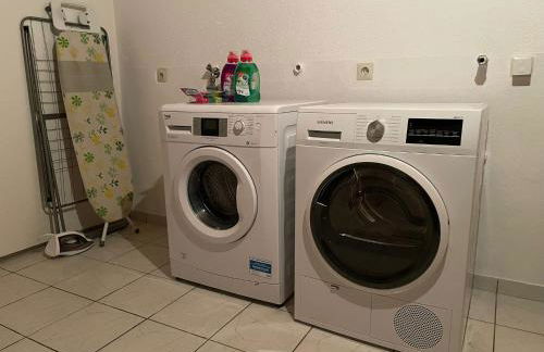 Appartio - Gästehaus "Dorfblick" - komfortable Ferienwohnungen mit Küche und Waschmaschine - Foto 13