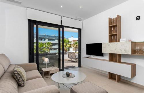 Apartmán v luxusním komplexu Flamenca Village - Foto 17