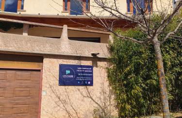 Le Cosy du Plongeoir - T2 neuf avec vue sur le lac de Serre Ponçon et grande terrasse avec jardin - Photo 23