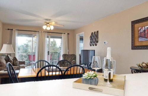 Retreat @ the Hills w/ Pets and Game Room - Foto 2