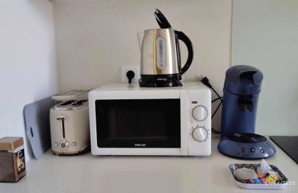 Studios ou Chambre SDB avec extérieur centre-ville Ribérac - Foto 25