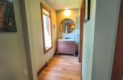 Saltbox 12F - Photo 34