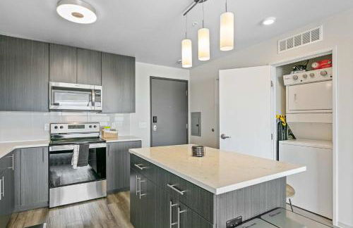 Designer Finishes & City Views - Foto 12