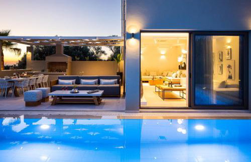 Vasilios Villa, with Pool, Gym & Close to Beach, By ThinkVilla - Foto 45