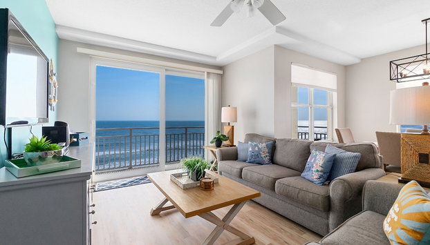 Beachfront 3BR Condo with Stunning Views Daytona - Foto 2, Quarto