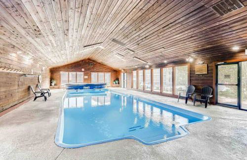 Cozy Ski Condo + Hot Tub + Fireplace + Heated Pool - Foto 5