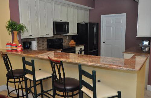 Beachfront Bliss Absolute Gulf Front 2 Bedroom Condo - book now for Spring 2026 - Foto 21