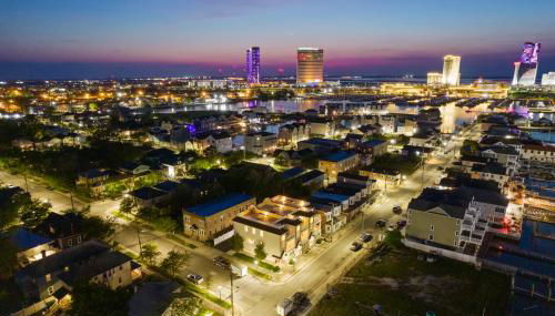 ❤️ The Top End Townhomes with Stunning Views On One-Of-A-Kind Rooftop Deck! WOW! - Foto 5