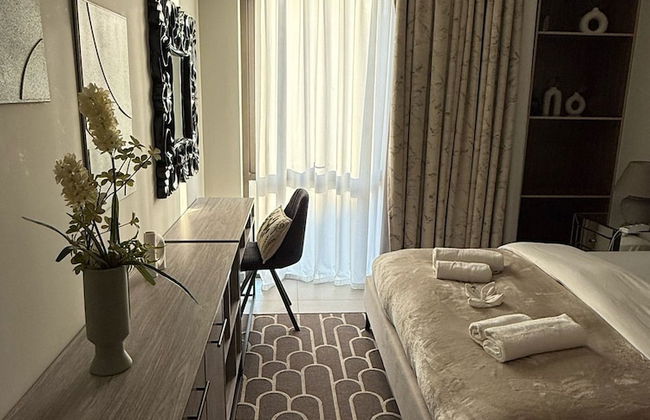 Cozy 1BR at Vida Residences Creek Beach - Photo 3