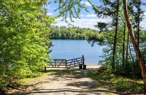 Idyllic Lakeside Getaway home - Foto 65