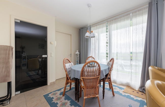 Charming Waterside Getaway - Foto 28