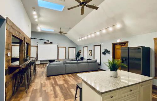 STUNNING RENOVATED 4BR House - Foto 12