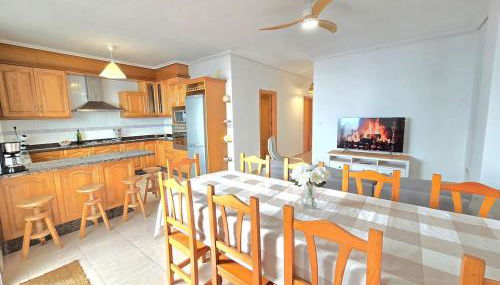 BeachFront Mediterranean Retreat - Foto 1