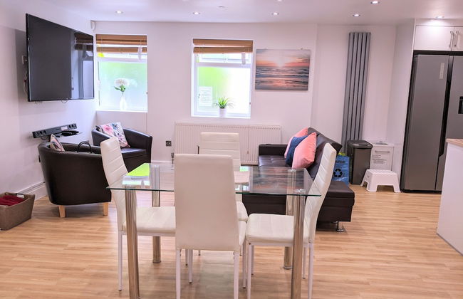 Stylish 2-bed Apartment Near Richmond Park - Foto 14