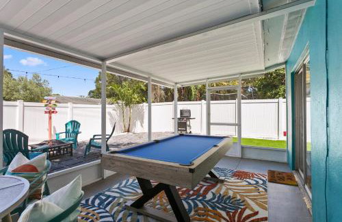 5 min Beaches~Mini Golf~Pool Table~Pets~KING BED + - Foto 24