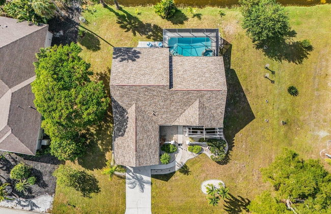 Beautiful Private Pool Home In-between Fort Myers Beach And Sanibel Island 3 Bedroom Home by RedAwning - Photo 26