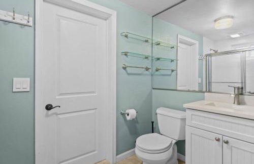 3 BR 2BA Lakefront Home - Dog Friendly - 30 Day - Foto 38