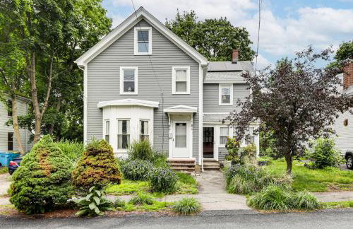 1 Mi to Needham Center Square Pet-Friendly Apt! - Foto 1