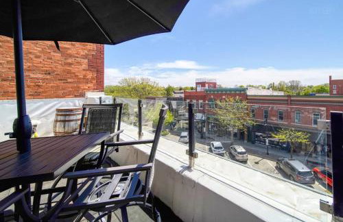 Luxury Downtown South Haven Condo With Rooftop Deck - Photo 23