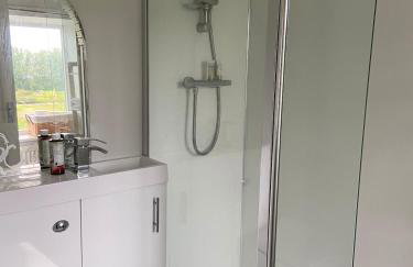 Charming Countryside Retreat Fast Wifi - Photo 41