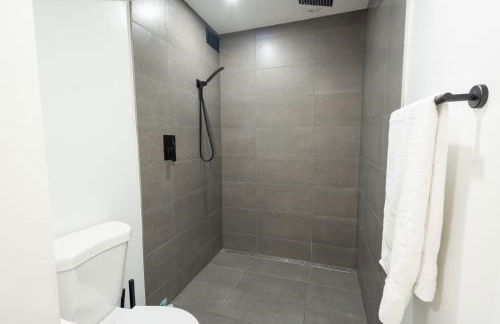 Steps from Aggieville - Fun Manhattan Stay - Foto 16