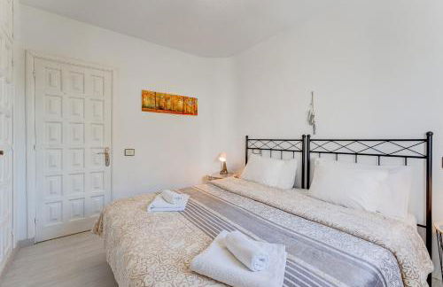 Wonderful apartment with a Sea view, WiFi, Pool - Foto 17