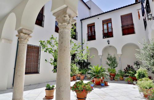 Pedro Lopez Free Parking Cordoba Center - Photo 1