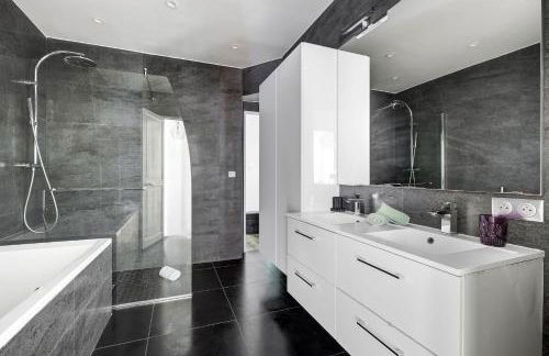 Champs-Élysées & La Défense - 3BR - Paris Vacation Rentals - Foto 26