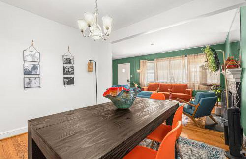 Spacious 5BR Arlington Home with Parking & Yard - Woodrow - Foto 11