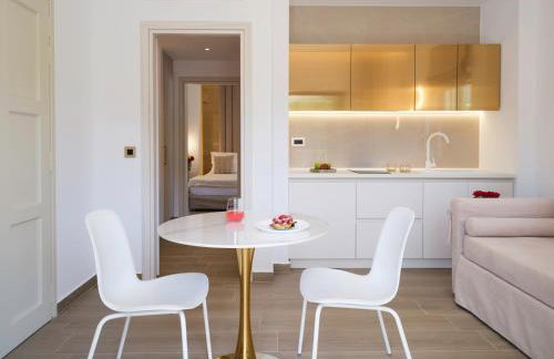 Golden Luxury Suites - Foto 50