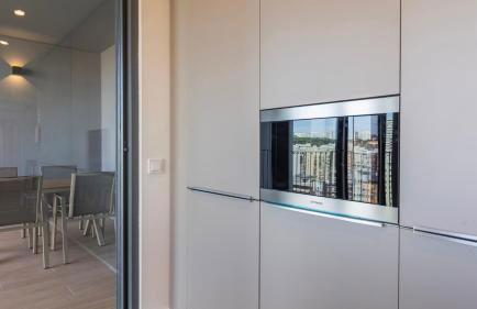 Gorgeous Apartment with City View by LovelyStay - Foto 40