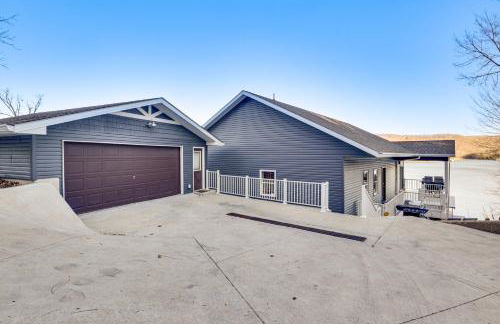 Waterfront Lake of the Ozarks Home with Private Dock - Foto 32