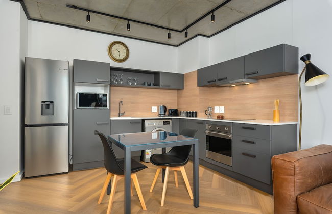 Bridgewater One Luxury Apartments - Photo 62