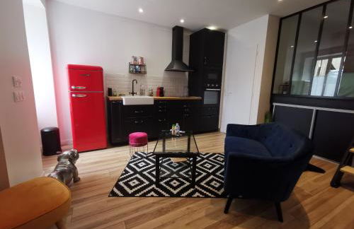 Studio atypique Immeuble de 1820 - Foto 9