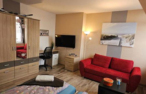 Gemütl Wohnung mit Blick auf den Hafen - Photo 18