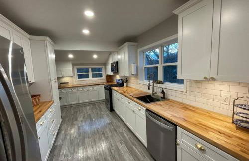 Hilltop Haven w/Creek&Waterfall Dntwn McCaysville - Photo 17