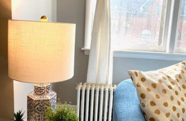Walk to Wrigley 3BR1BA Sleeps 8 Free Parking - Foto 14