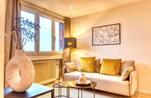 Le Panoramique - Grand T2 métro B Oullins - Foto 9