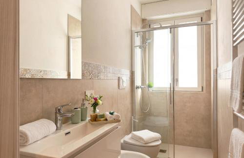 Residence Casa Palmira - Modern Apartments near Neɡrar Hospital - Valpolicella - Foto 28