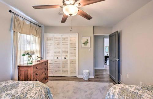 Mod Stable House on 10 Acres, Walk to Lake! - Foto 24