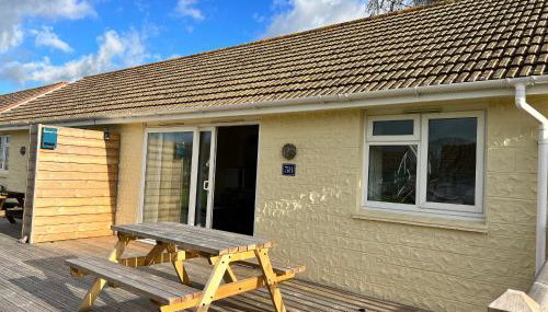 2 Bedroom Bungalow SV58, Seaview, Isle of Wight Free Wi-Fi - Foto 1