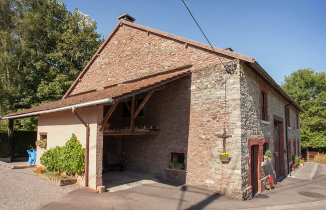 Farmhouse in Basse-bodeux Near Forest - Photo 8