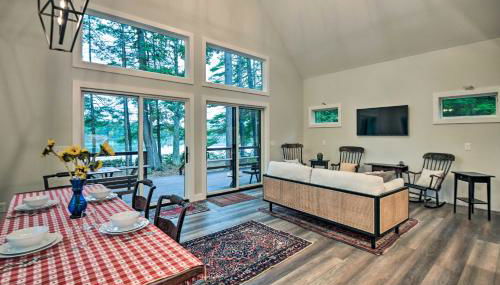 Modern Francestown Retreat on Scobie Pond! - Foto 4