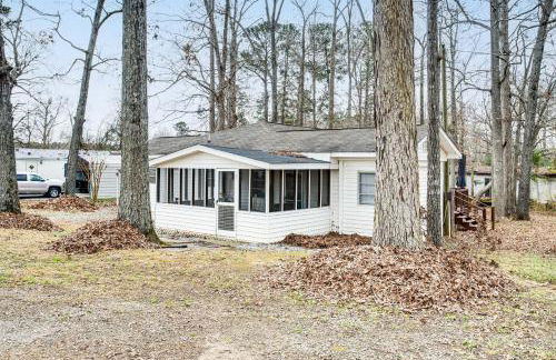 1 Mi to Lake Murray Pet-Friendly Home with Deck - Foto 23