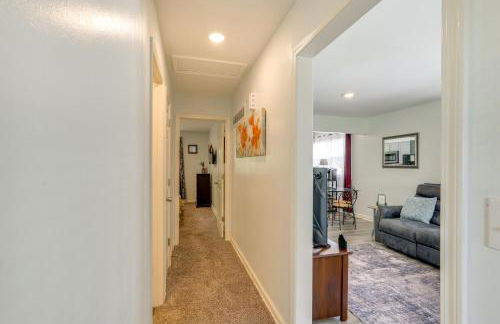 1 Mi to Truman Library Apt with Large Yard! - Foto 12