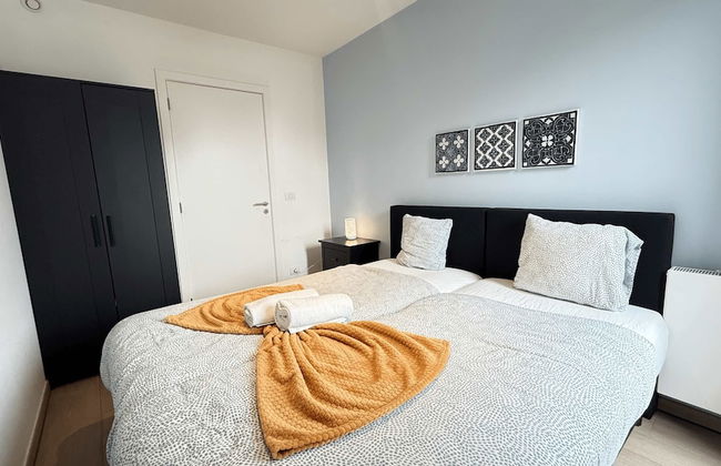 Spacious 3BR 2/5 BA Near Diamond District by Oneluxstay - Foto 12