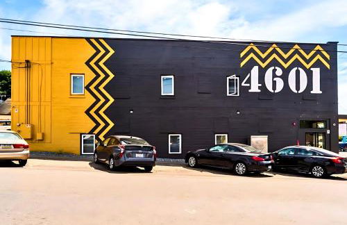 Cozy Micro Suite Unit 9 Sleeps 2 Minutes to Downtown - Foto 20