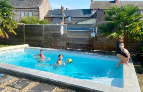 Gîte Les Eaux du Moulin piscine chauffée et jacuzzi - Foto 9