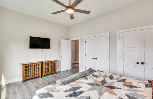 Lakefront Seneca Vacation Rental with Shared Dock! - Foto 13