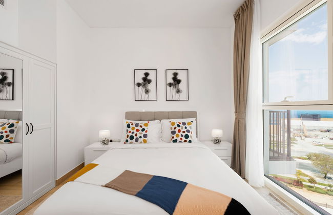 Maison Privee - Chic Apt on Yas Island cls to ALL Main Attractions - Photo 2